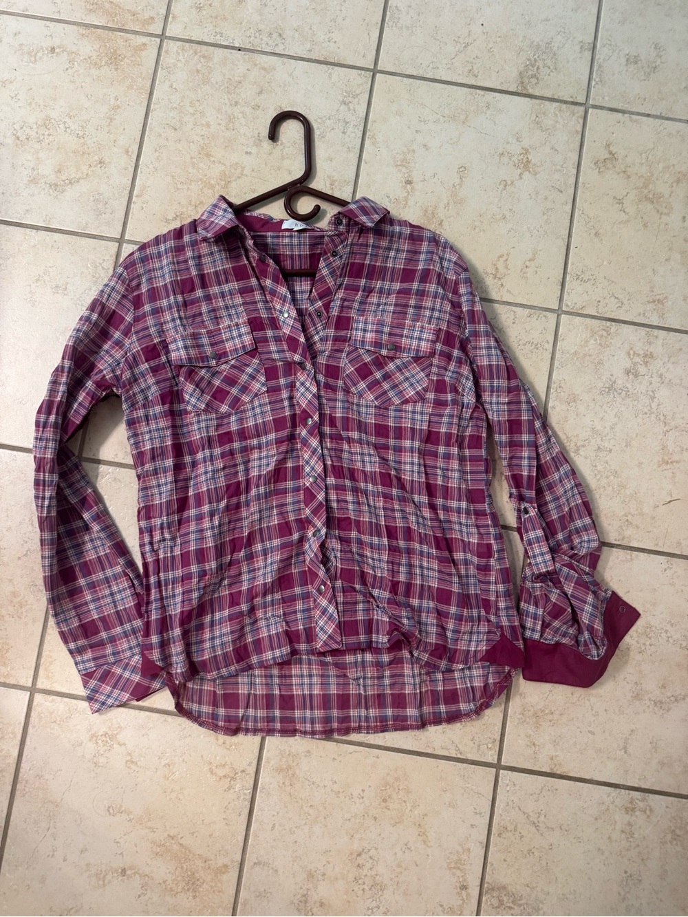 Womens'  Plaid Button-Up Shirt